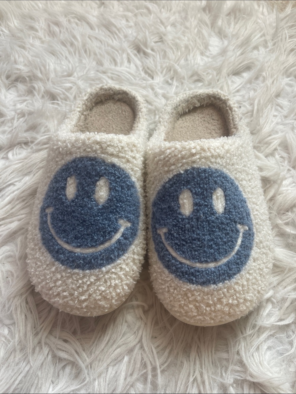 Cream Smiley Face Women's Slippers with Blue Accent